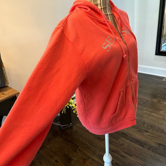Seaside Style zippered hoodie, Medium - Picture 4 of 5